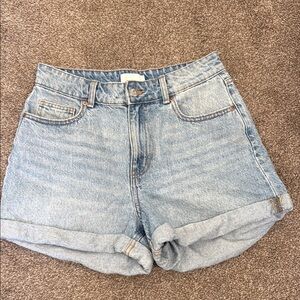 H&M Mom Shorts Size 6